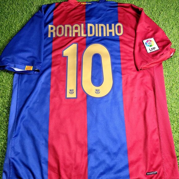 Ronaldinho Barcelona 2006 2007 Soccer Jersey Shirt XXL SKU# F6AOM 146980 - Picture 1 of 8